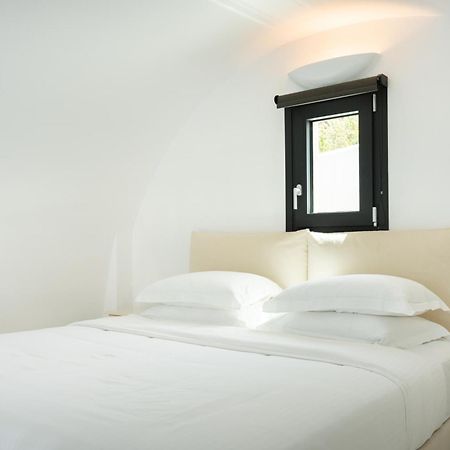 Black Diamond Suites (Adults Only) Akrotiri  Exterior photo